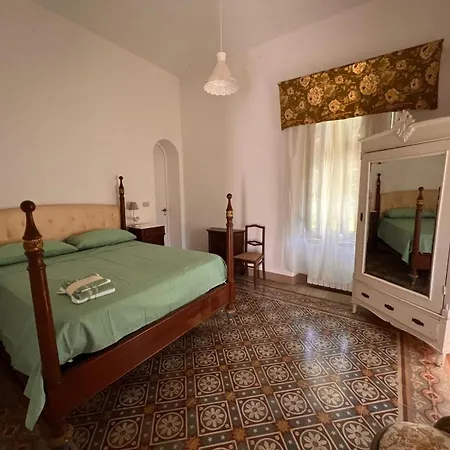 Cinque Terre فيلة بيفيرينو
